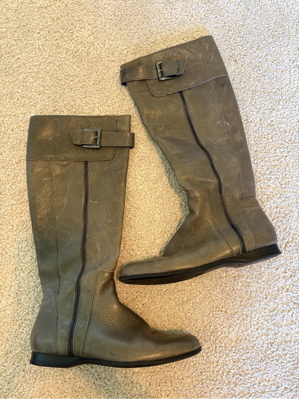 Enzo Angiolini leather grey boots